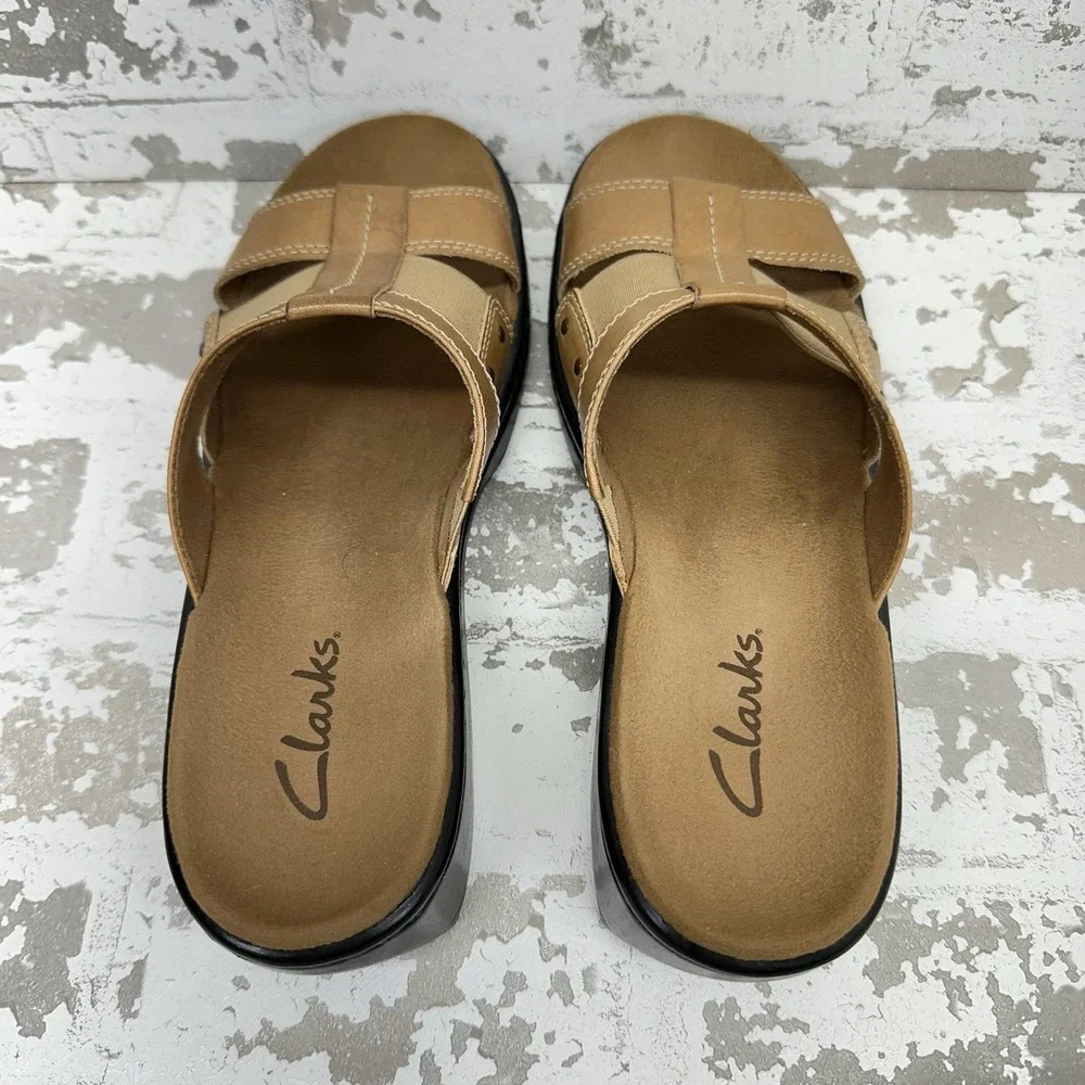 Clarks holiday sandals